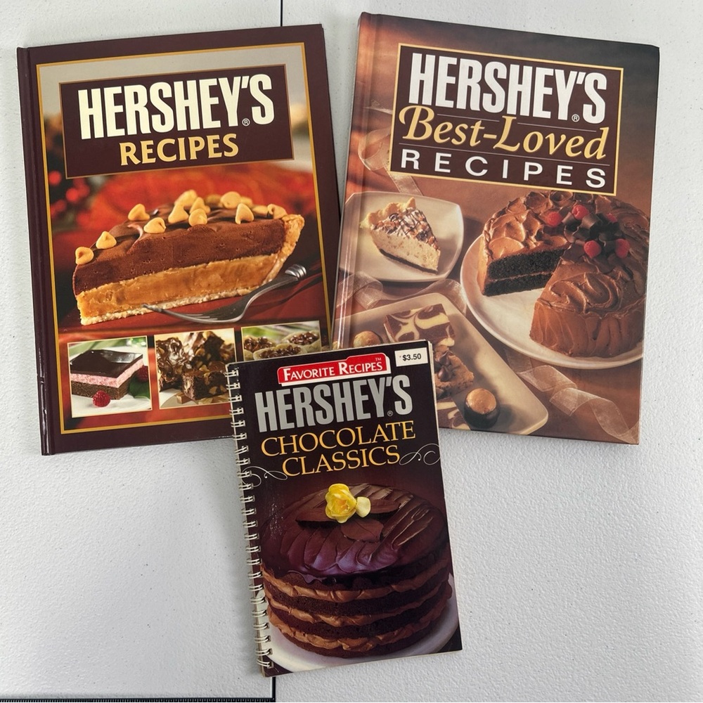 Hershey’s Recipe Book Collection - Brown and Cream Set of 3
